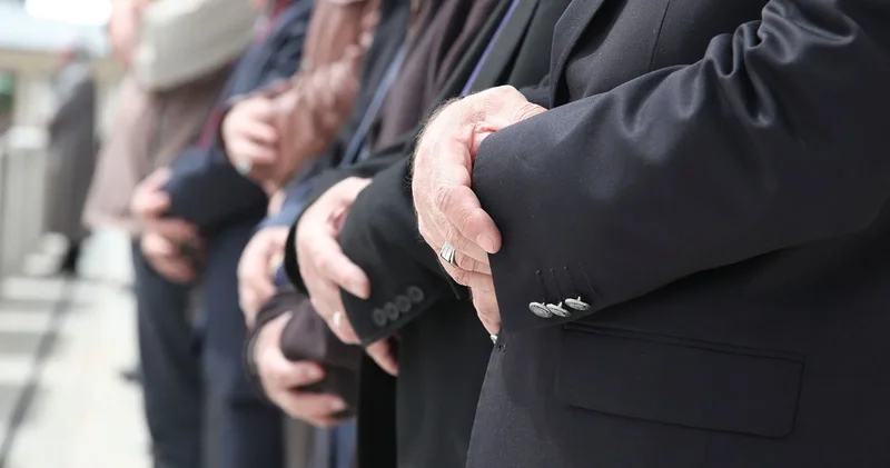 Dəfn mərasimlərində alqış etmək günahdır? KONKRET