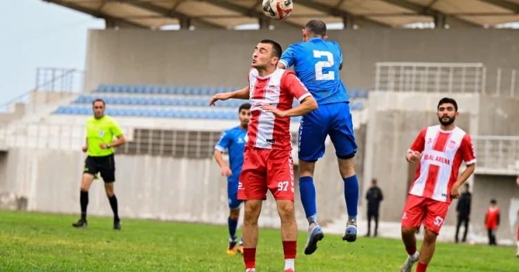 Bölgə klubunun futbolçusuna 5 oyunluq cəza təcavüzkar davranışa görə