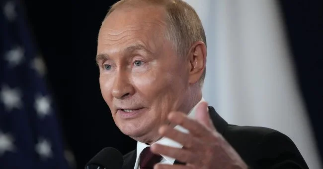 “Kreml təbliğatı gücləndirir: Rusiya cəmiyyəti yorulub, Putin təzyiq altındadır“ “Politico“