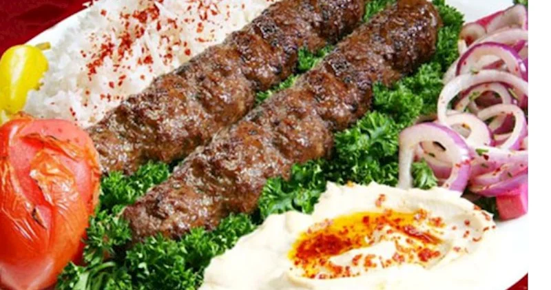 Quzu ətinin kiloqramı 22 manatdır, amma lülə kabab üç manat