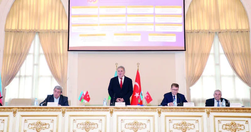 Türk dünyasının ilk özünüdərk məclisi