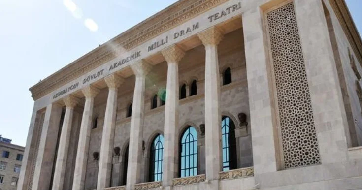 Azdrama nın oktyabr repertuarı