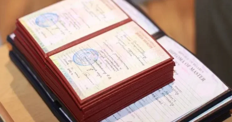 Bakıda diplom satan a cinayət işi açıldı