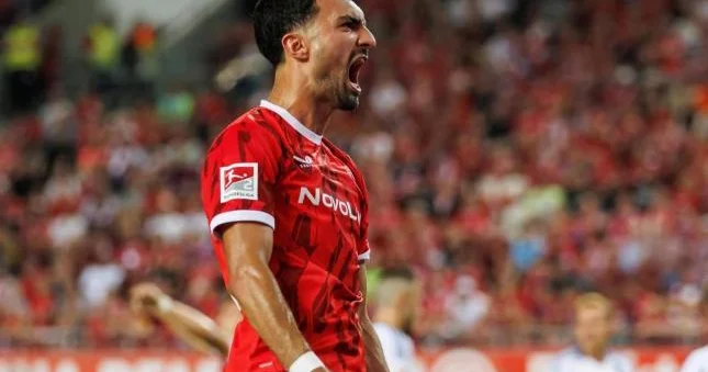 Mahir Emrelinin baş məşqçi ilə problemi var? Özü danışdı