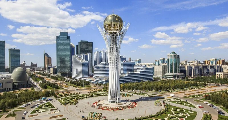 Qazaxıstan ikinci atom elektrik stansiyasını tikir