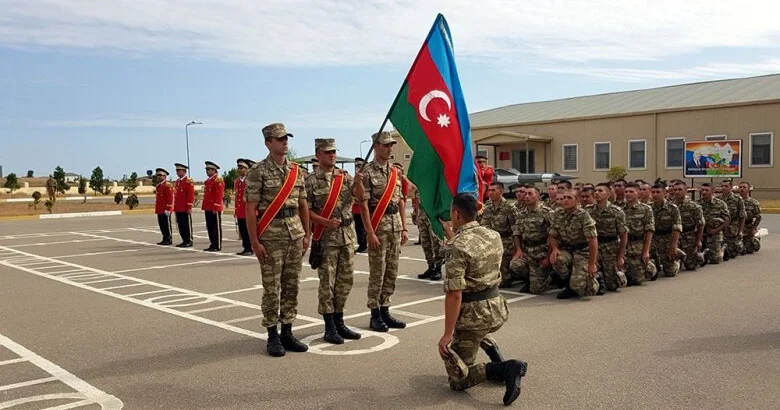 Azərbaycanda orduya çağırış başladı