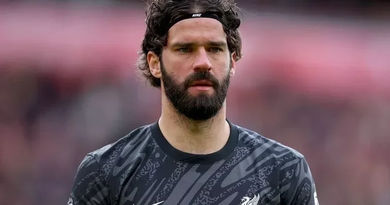 “Liverpul”un qapıçısı zədə səbəbindən Premyer Liqanın oyununu buraxacaq