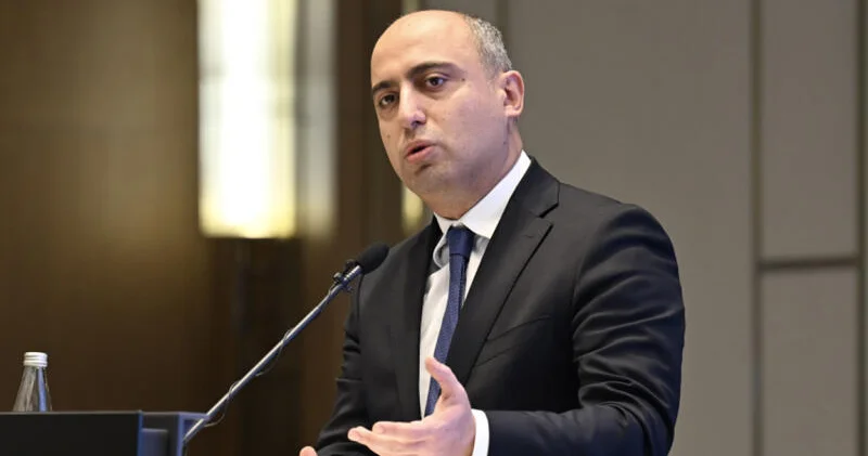 Emin Əmrullayev Peşə Agentliyinin direktorunu vəzifəsindən azad etdi FOTO