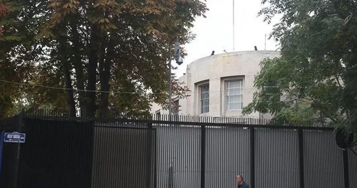 Посольство США в Азербайджане сокращает активность в соцсетях из за шатдауна