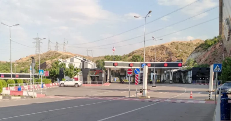 Əcnəbilərin Gürcüstana gəlmə və ölkədə qalma qaydaları sərtləşdirilib