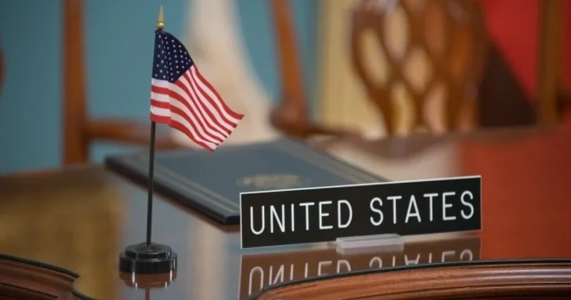 Госдеп США временно закроет центры иностранных СМИ