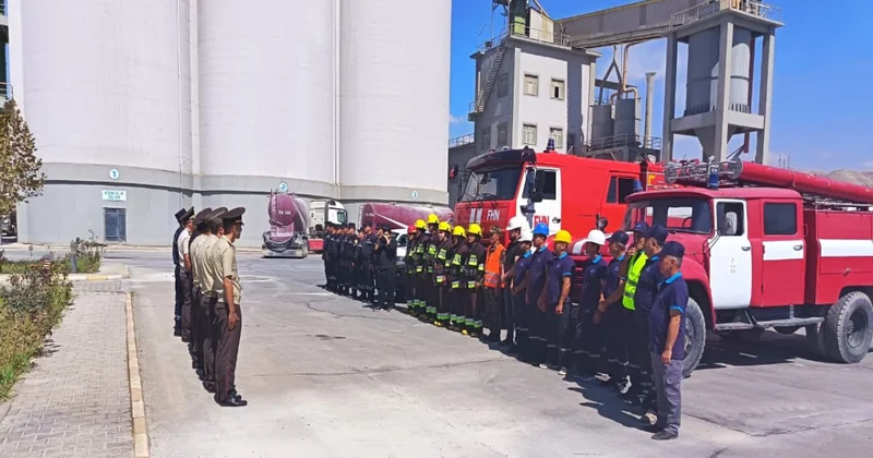 FHN Naxçıvanda fövqəladə hallar zamanı davranış qaydaları üzrə təlim keçirib