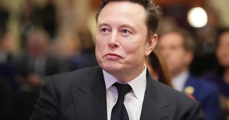 Mask 500 milyard dollar sərvəti olan ilk şəxs olub