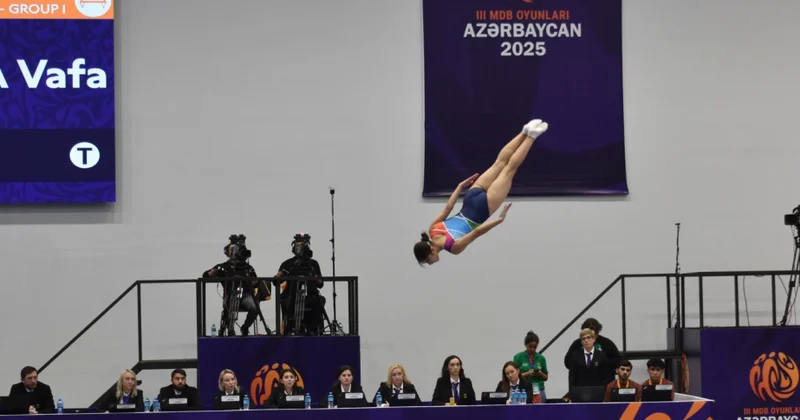 Batut gimnastikası üzrə yarışda ölkəmizi 3 qadın gimnast təmsil edir