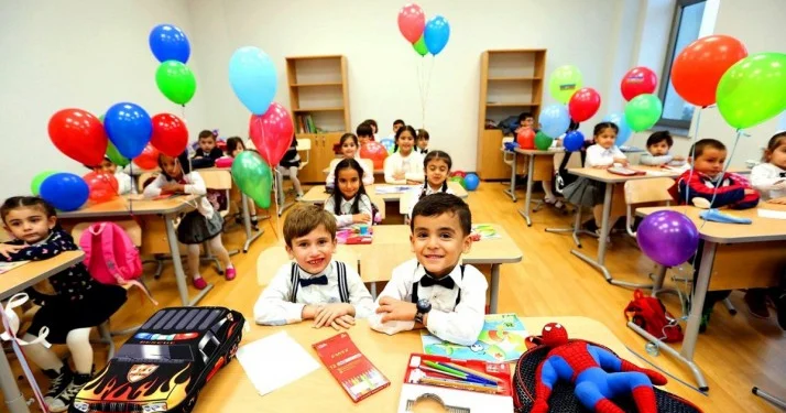 Məktəbəhazırlıq qruplarına dərslər başladı Bakıda 21 502 uşaq məktəbə gedir