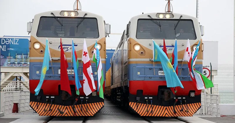 Bakı Tbilisi Qars dəmiryolu ilə yükdaşımalarla bağlı Anlaşma Memorandumu imzalanıb