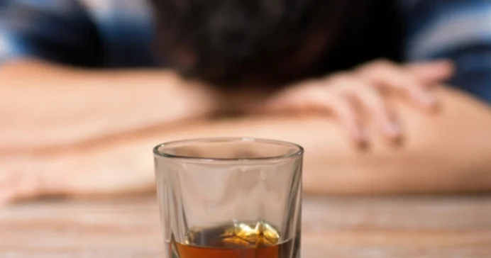 Rusiyada alkoqoldan zəhərlənərək ölənlərin sayı 38 ə çatıb