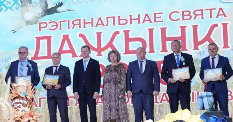 Belarusun Vileyka şəhərində “Dajınki 2025” bayramında Azərbaycan sərgisi böyük maraq doğurub