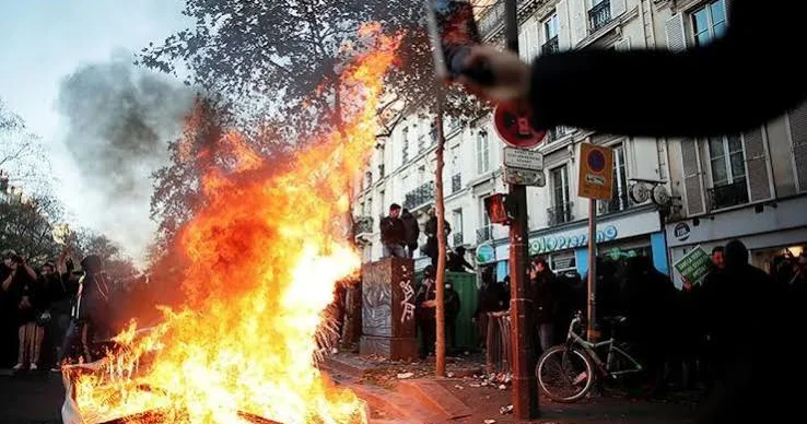 Parisdə iğtişaşlar yeni mərhələyə qədəm qoyur TƏHLİL