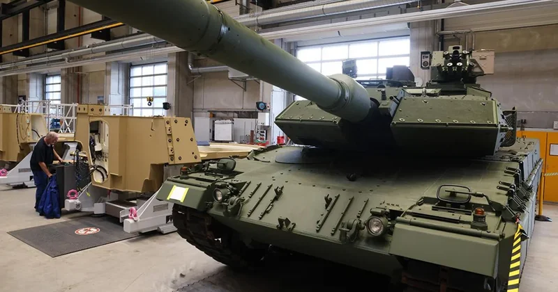 Bild: Германия модернизирует порт Гамбурга для переброски военной техники НАТО