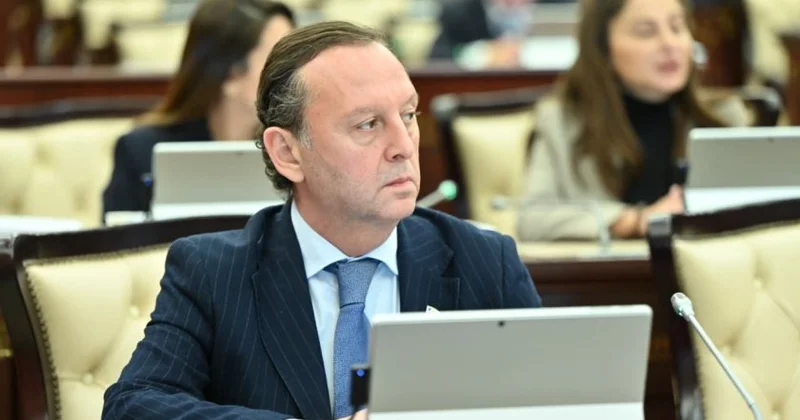 Azərbaycanın müasir tarixinin böyük bir dövrü məhz Ulu Öndər Heydər Əliyevin adı ilə bağlıdır