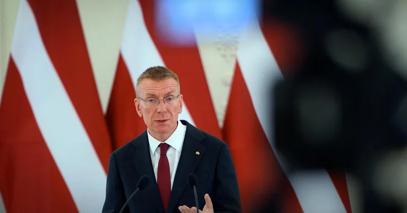 Latviya Prezidenti ölkədə nüvə silahı yerləşdirməyə hazır olduğunu açıqladı