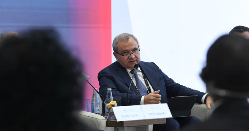 Ректор БГУ выступил на сессии ADEX