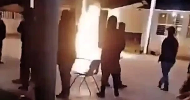 DƏHŞƏT! Cadugərliyə görə qonşularını diri diri yandırdılar