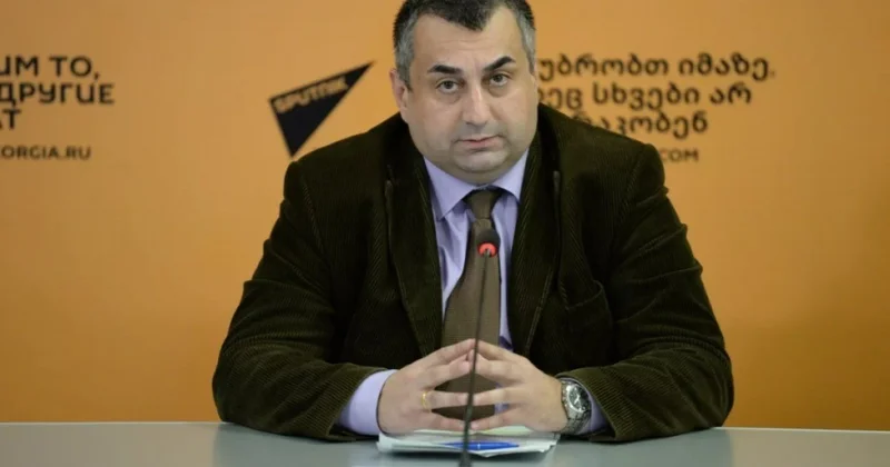 Британия ввела санкции против известного антиазербайджанскими выступлениями политолога