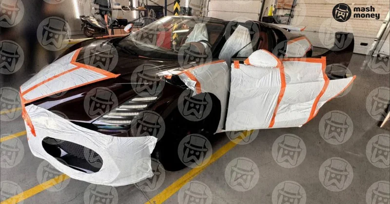 Vahid Ələkbərovun oğlunun bahalı Bugatti”si Rusiyada müzakirə yaratdı FOTO