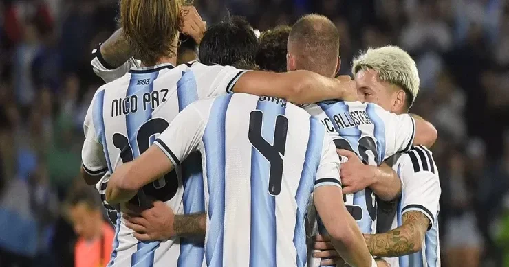 Argentina Dünya çempionatının finalından sonra Messisiz ilk qələbəsini qazandı VİDEO