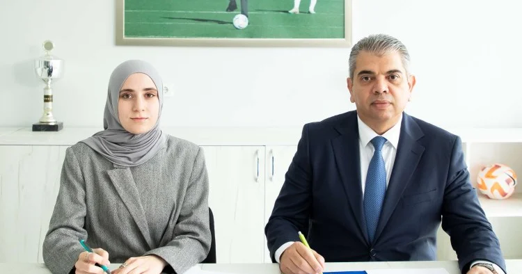 Kəpəz də sponsorluq müqaviləsi