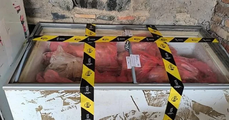 Dönər ətini belə hazırlayırmışlar FƏALİYYƏTİ DAYANDIRILDI