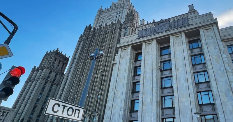 Высылка дипломатов как ответная мера
