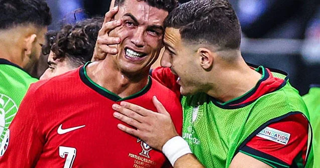 Ronaldo Portuqaliya millisi ilə bağlı qərarını verib