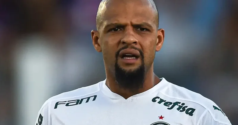 Felipe Melo “Mançester Siti”dən dünya çempionu kubokunu tələb etdi