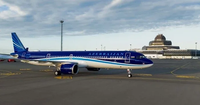 AZAL ın daha bir yeni nəsil təyyarəsi Foto