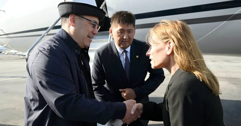 Prezident Sadır Japarov Los Ancelesə gedib