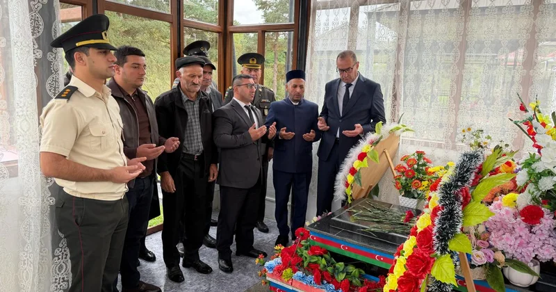 Gədəbəydə şəhid Tofiq Həsənovun məzarı ziyarət edilib FOTOLAR