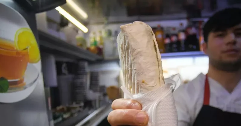 В Бишкеке десятки школьников отравились шаурмой: ведется расследование