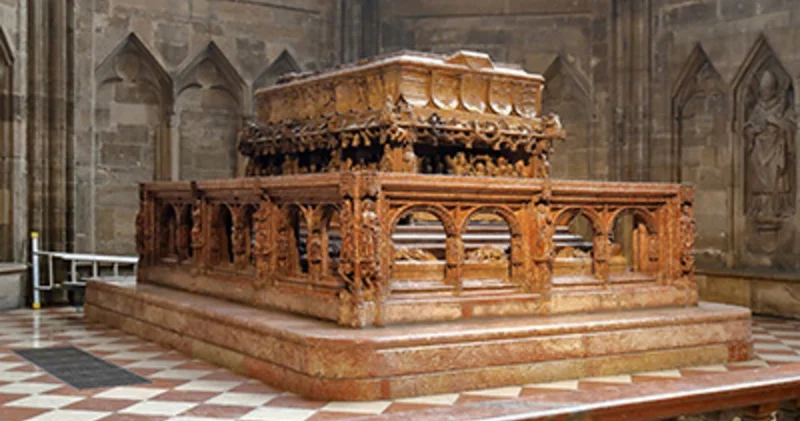 Alman turist 60 il öncə oğurladığı kəllə sümüyünü Vyana kilsəsinə qaytardı