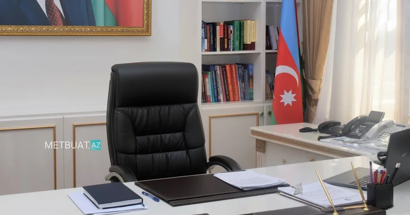 30 ildir icra başçısı olan məmur kimdir? FOTO