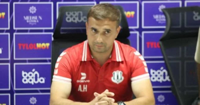 “Mən heç vaxt futbolçunun kölgəsində qalan biri deyiləm” Azər Həşimov