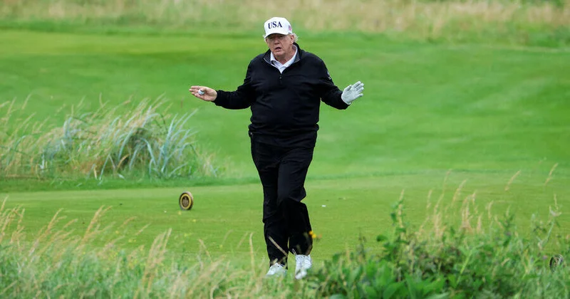 Трамп отправился играть в гольф за $3,4 млн