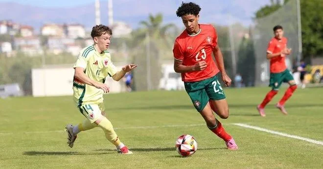 Ronaldonun oğlu Manavqatda meydana çıxdı: Anası da Antalyaya gəldi