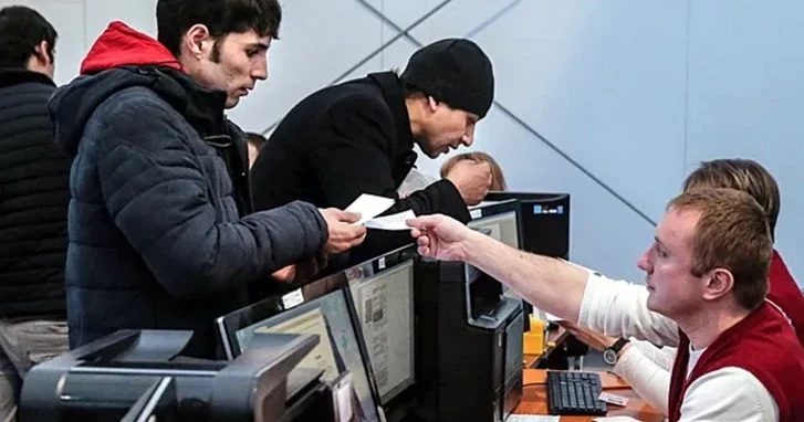 В Москве прошли массовые проверки мигрантов: выявлено свыше 12 000 нарушений