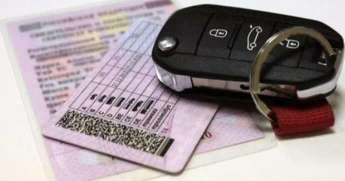 Этим лицам водительское удостоверение выдается на 2 года ПОДРОБНОСТИ