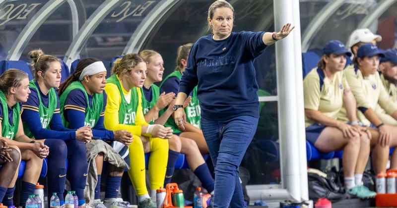 ABŞ də baş məşqçi oyuna “ChatGPT”nin tövsiyə etdiyi düzülüşlə çıxıb