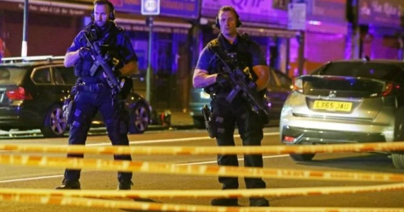 Нападение с ножом в Лондоне: пострадали несколько человек