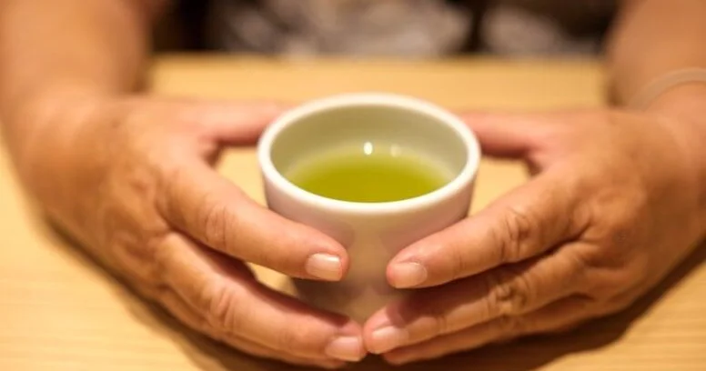 Qara, yaşıl və ya adaçayı deyil: Ən sağlam çay bu imiş